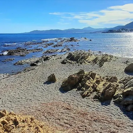 Con Vistas Al Mar, Se Admiten Mascotas Y Aparcamiento En - Es-170-15