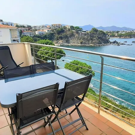 Con Vistas Al Mar, Se Admiten Mascotas Y Aparcamiento En - Es-170-15 Apartment *