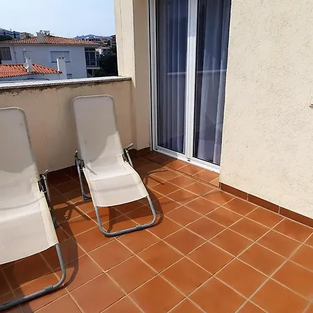 Apartment Con Vistas Al Mar, Se Admiten Mascotas Y Aparcamiento En - Es-170-15 Llanca