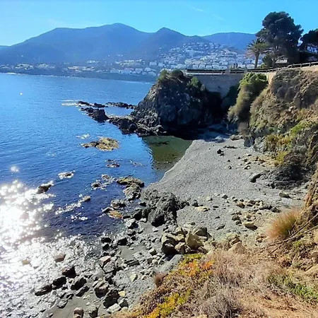 Con Vistas Al Mar, Se Admiten Mascotas Y Aparcamiento En - Es-170-15 Apartamento *