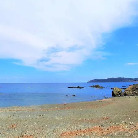 Apartamento Con Vistas Al Mar, Se Admiten Mascotas Y Aparcamiento En - Es-170-15