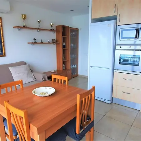 Apartamento Con Vistas Al Mar, Se Admiten Mascotas Y Aparcamiento En - Es-170-15 *